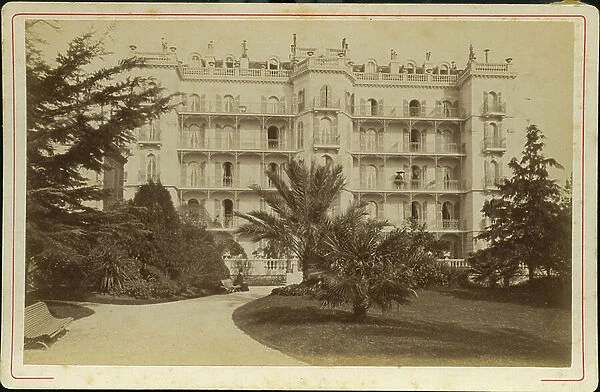 France, Provence-Alpes-Cote d'Azur, Alpes-Maritimes (06), Cannes: Hotel Suisse by the sea, 1875