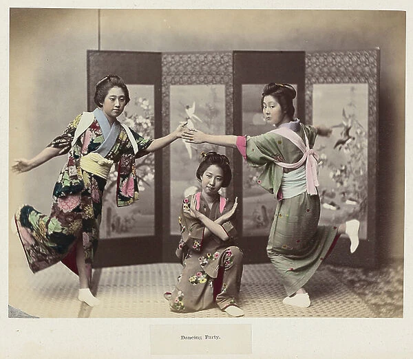 Three girls, dancing party - Dancing party - Japan 1880-1910 - Hand coloured photo