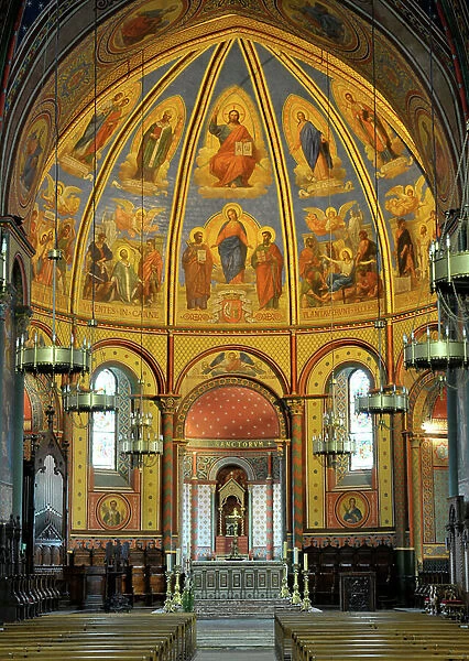 Gothic art: view of the choir of the Cathedrale Saint Caprais, 12th century Agen, Lot et Garonne