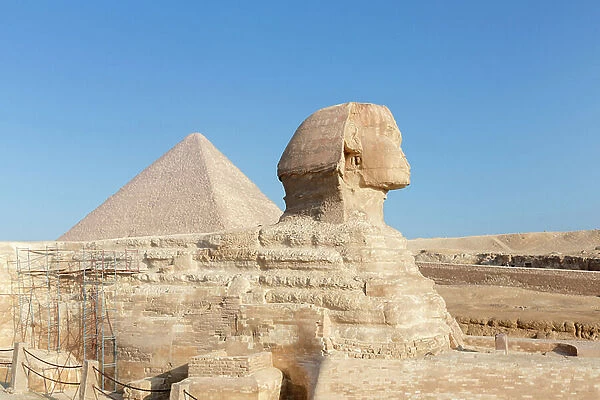 The great Sphinx with the pyramid of Cheops in the background, Giza, Cairo, Egypt, 2020 (photo)