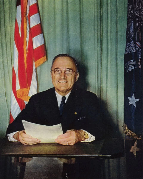 Harrys Truman, 33rd President of the United States, 1945 (photo)