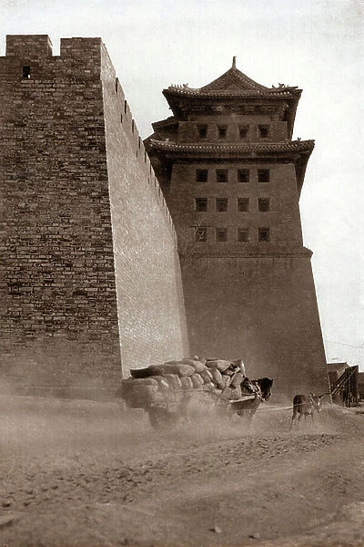 The Hsi Chih Gate, Beijing, 1920 (photo)