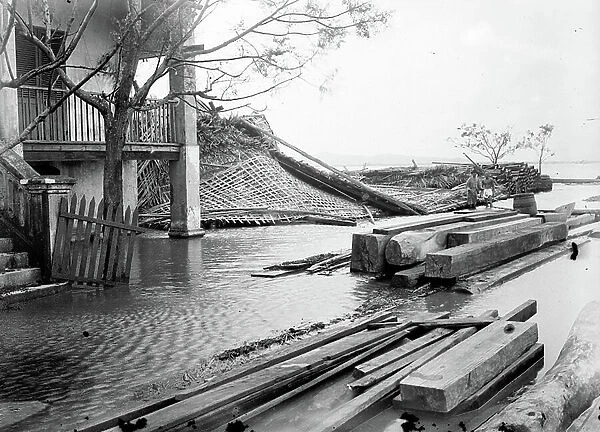 Indochina / Vietnam, Haiphong (Hai phong): Landscape of the Red River after the Typhoon, 1903