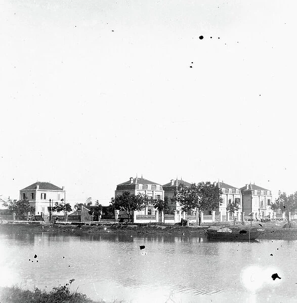 Indochina / Vietnam, Haiphong (hai phong): by the Red River, European villas., 1903