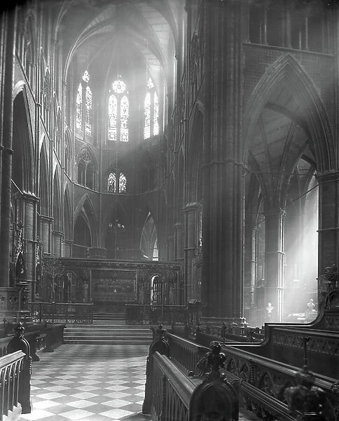 Interior of Westminster Abbey, looking towards the High Altar (b / w photo)