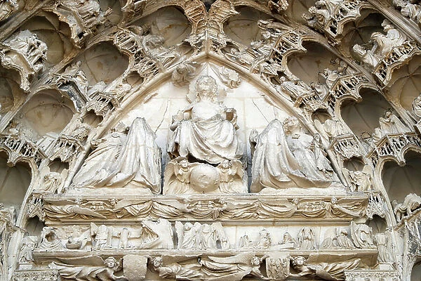 The last Judgment. Tympanum of the Auxerre cathedral (relief)