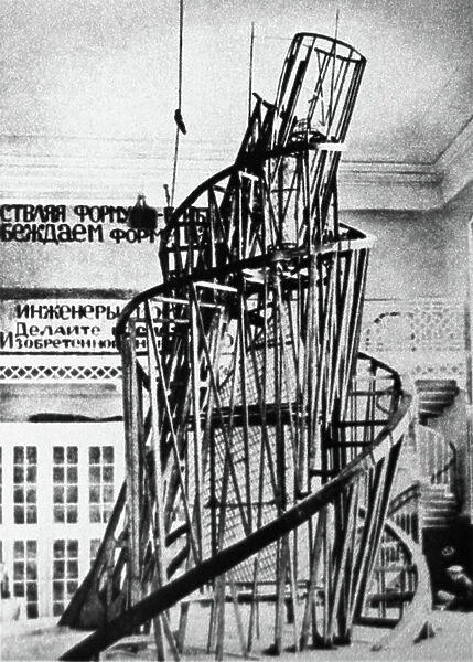 The Monument to the Third International (Tatlin's Tower), 1920 (b / w photo)