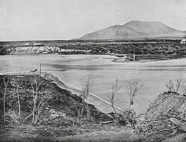 New Zealand, 1890s: Tapuaeharuru (b / w photo)