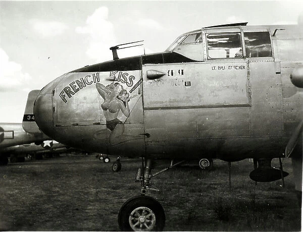 Pacific Theater, Nose Art [ French Kiss] April 1946 Manila - Clark Field