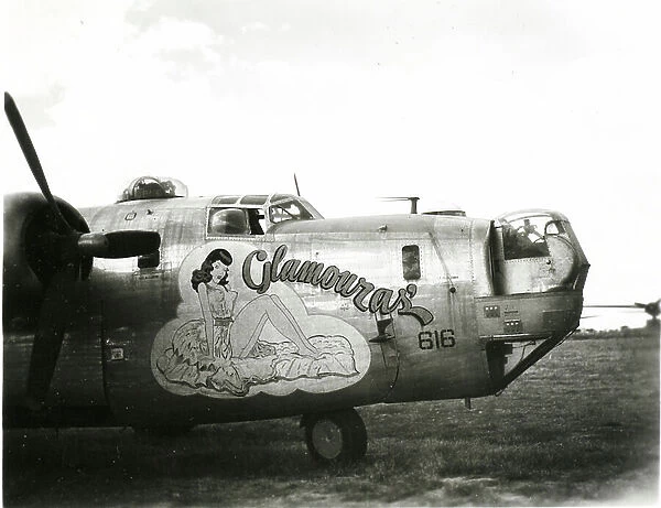 Pacific Theater, Nose art [Glamoura's] April 1946, Clark Field