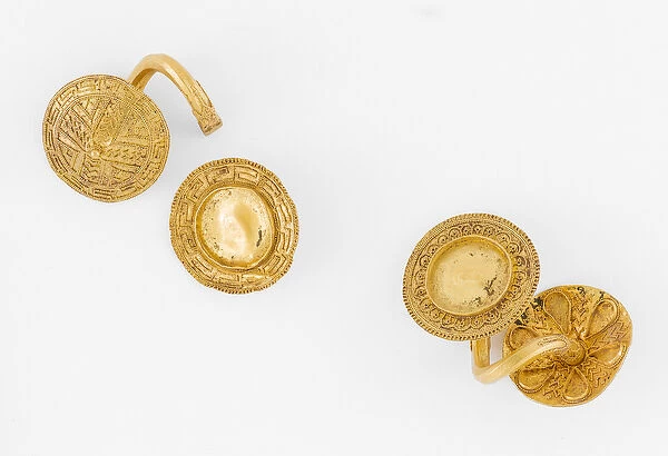 Pair of Spiral-Form Earrings, c. 700 BC (gold)