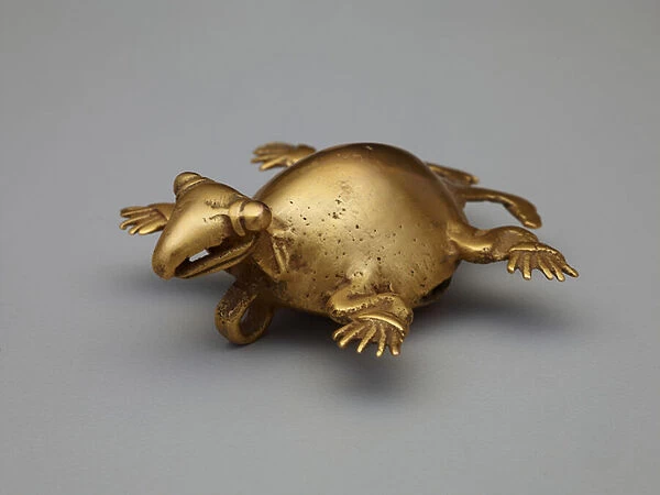 Pendant bell: turtle, 800-1200 (gold)