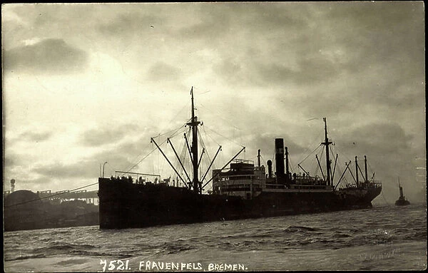 Photo Bremen, view of the steamer Frauenfels, DDG Hansa