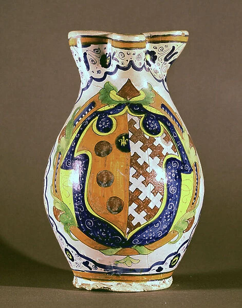 Polychrome ceramic jug decorated with a coat of arms. Palazzo del Bargello, Florence