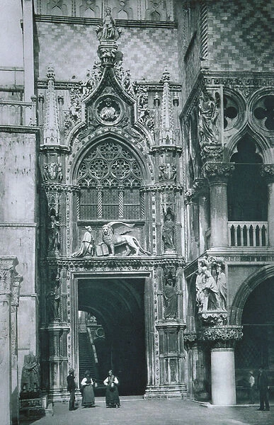 The Porta della Carta (b  /  w photo)