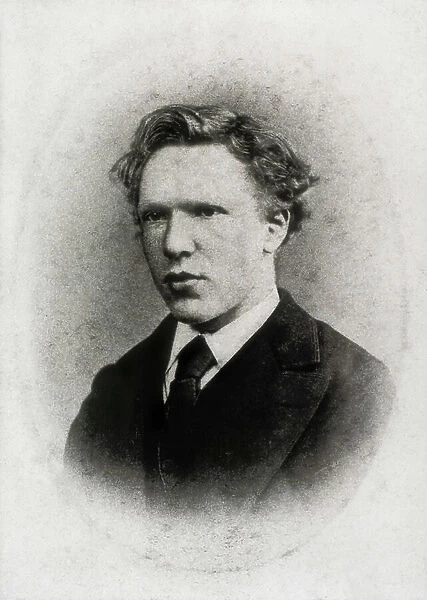 Portrait of Dutch painter Vincent Van Gogh (1853-1890) at the age of 18, 1871 (b / w photo)