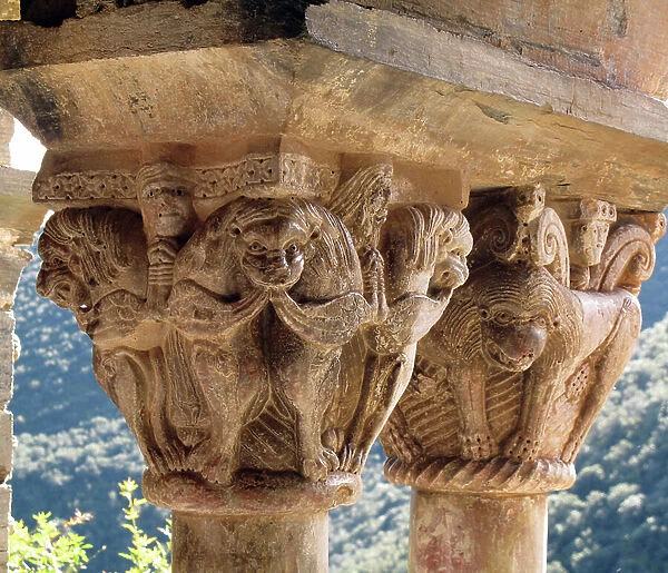 Prieure of Serrabone, founded in 1082. Exterior capital of the cloister, novel bestiary. Boule d'Amont (Boule-d'Amont), Pyrenees Orientales (Pyrenees-Orientales), Languedoc Roussillon (Languedoc-Roussillon), France. Photography