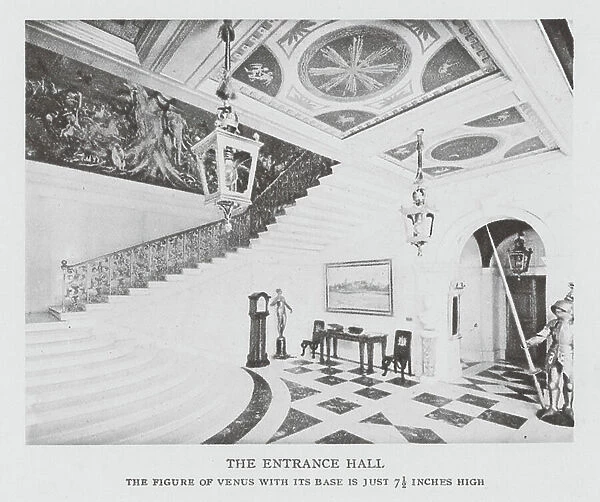 Queen Mary's Dolls House: The Entrance Hall (b / w photo)