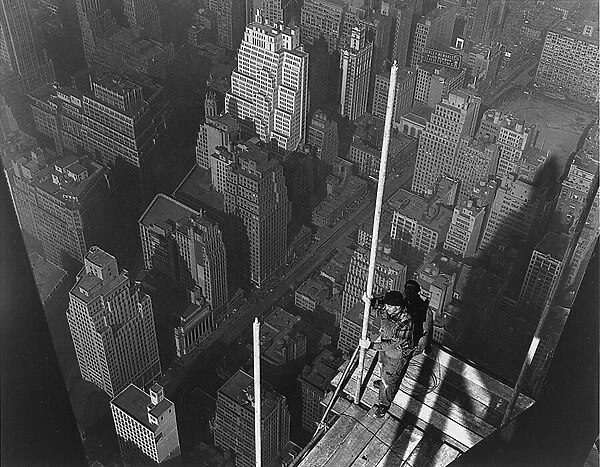 Raising the Mast, The Empire State Building, 1939 (gelatin silver print)