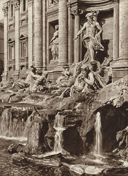 Roma: Fontana di Trevi (b  /  w photo)