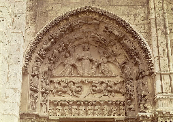 The Royal Portal, north door, tympanum depicting the Ascension, c. 1145-50 (photo)