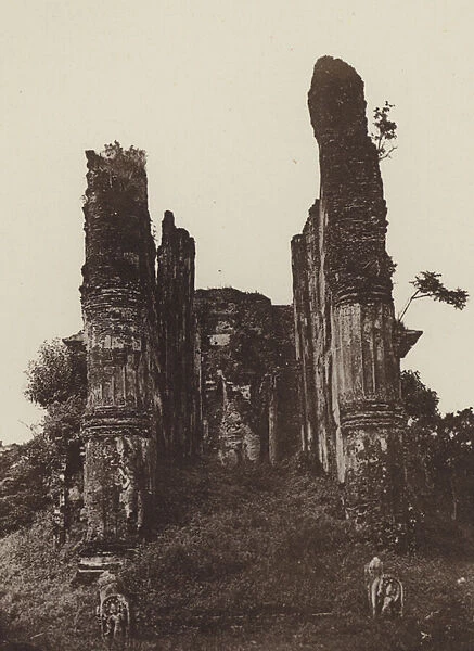 Ruined Cities of Ceylon: Jetawanarama at Polonnaruwa (b  /  w photo)