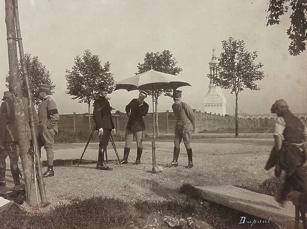 'School of War - Campaign topographic 1912 - Officers of the Section VI to their commander Captain A. Pugnani'; soldiers of the Section VI in the parade ground of Vanchiglia in Turin (where there's now the Park Crescenzio)