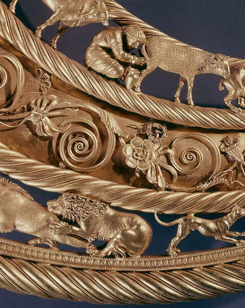 Scythian milking a ewe and lion attacking a boar (gold) (detail of 343656 and 343171)