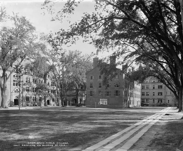 South Middle College, only remaining old building at Yale, c. 1900-06 (b  /  w photo)