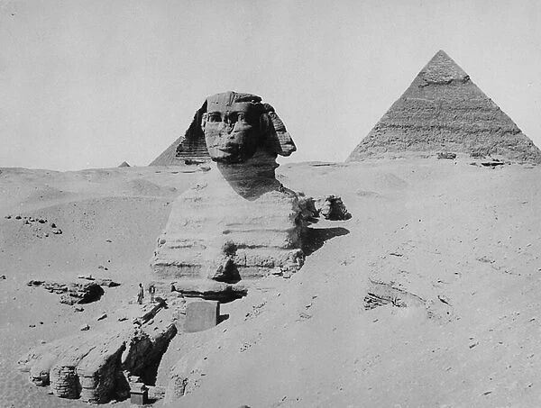 The Sphinx and the Pyramid of Chephren - The Second Pyramid, c. 1904-05 (b  /  w photo)
