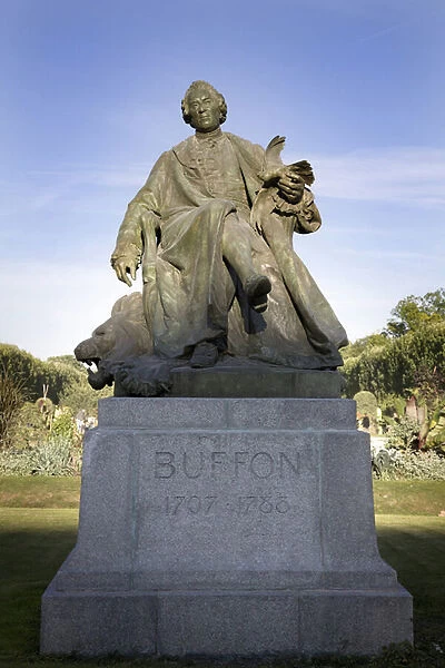 Statue of Georges Louis Leclerc, Count of Buffon (1707-1788), French naturalist, Paris (bronze)