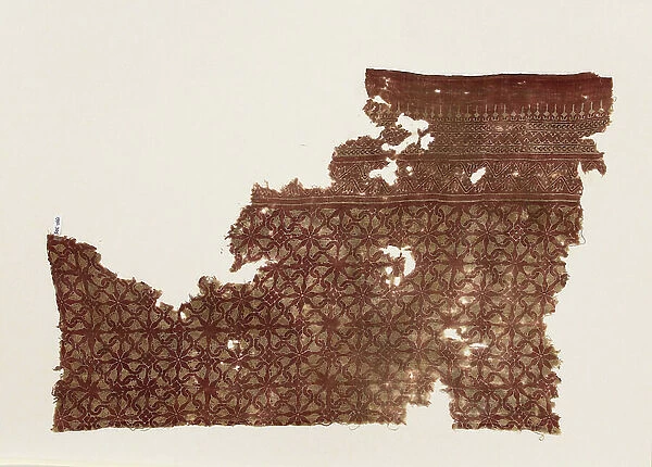 Textile fragment with interlocking spirals, 13th-14th century (cotton)