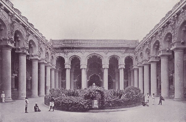 Tirumala Nayaks Palace, Madura (b  /  w photo)