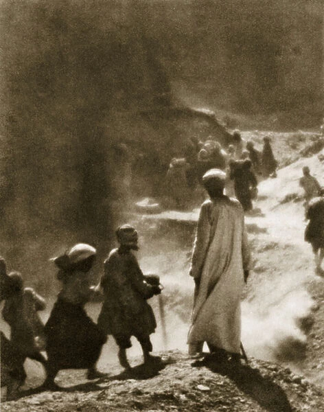 At the tomb of Tutankhamun, 1916 (photogravure)