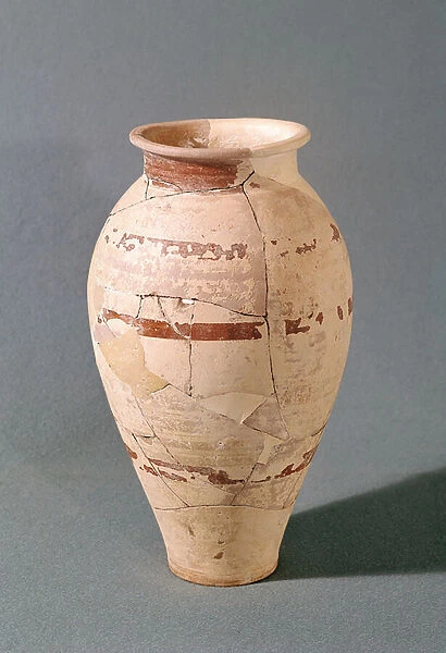 Vase, 4th-3rd century BC (pottery)