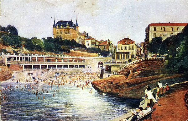View of Biarritz in the Atlantic Pyrenees - postcard around 1910