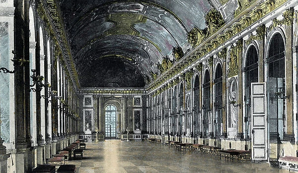 View of the Galerie des Glaces, Palais de Versailles, 1910 (photo)
