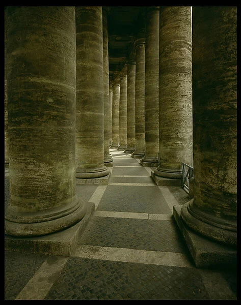 View inside the colonnade (photo)