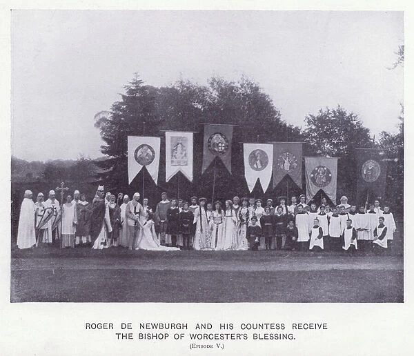 Warwick Pageant, 1906: Roger De Newburgh and his Countess receive the Bishop of Worcesters blessing, Episode V (b  /  w photo)