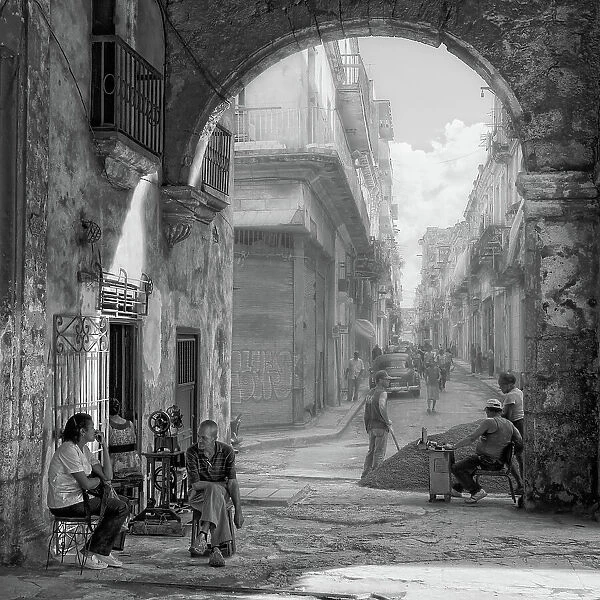 Old Havana by Pencil
