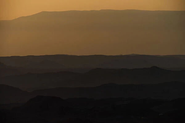 Sunrise over Ramon crater #3