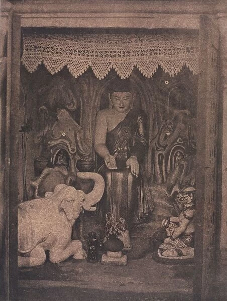 Amerapoora. Gautamas Shrine, 1855. Creator: Captain Linnaeus Tripe (British, 1822-1902)
