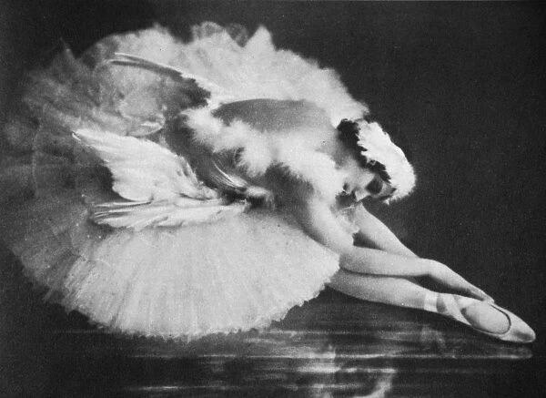 Anna Pavlova in The Swan, 20th century