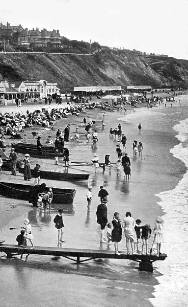The beach at Bournemouth, Dorset, early 20th century. Artist: JE Beale Ltd