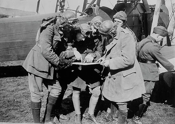 British aviators consulting, between 1914 and 1918. Creator: Bain News Service
