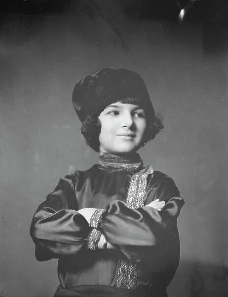 Brovish, Miss, portrait photograph, 1923 Feb. 10. Creator: Arnold Genthe