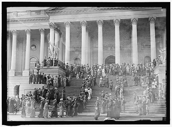 Capitol, U.S. group on steps, between 1913 and 1917. Creator: Harris & Ewing. Capitol, U.S. group on steps, between 1913 and 1917. Creator: Harris & Ewing