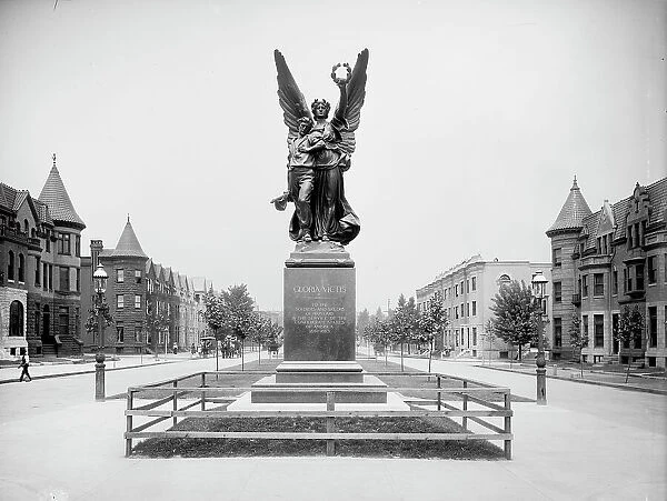 Confederate Monument, Baltimore, Md. between 1900 and 1906. Creator: Unknown