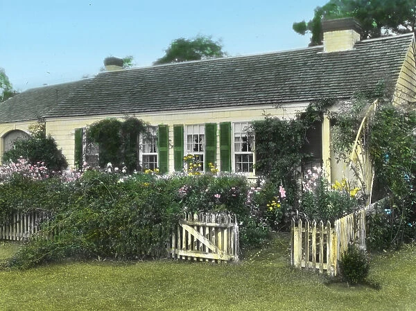 Dr. Charles Willliam Richardson house, Duxbury, Massachusetts, 1927. Creator: Frances Benjamin Johnston