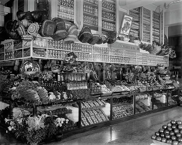 Edw. Neumann, Broadway Market, Detroit, Mich. between 1905 and 1915. Creator: Unknown